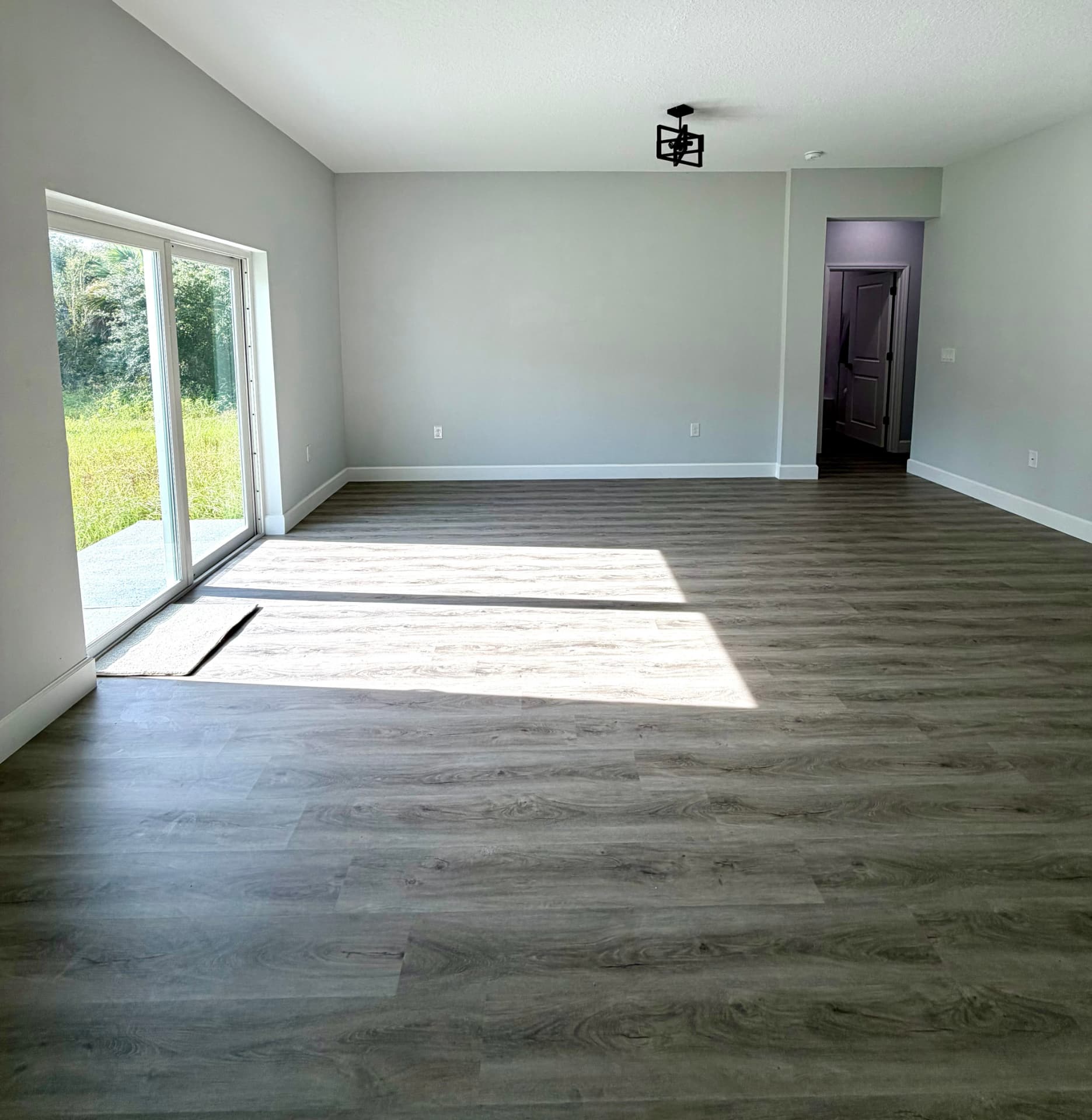 3297 Audette St — photo 3
