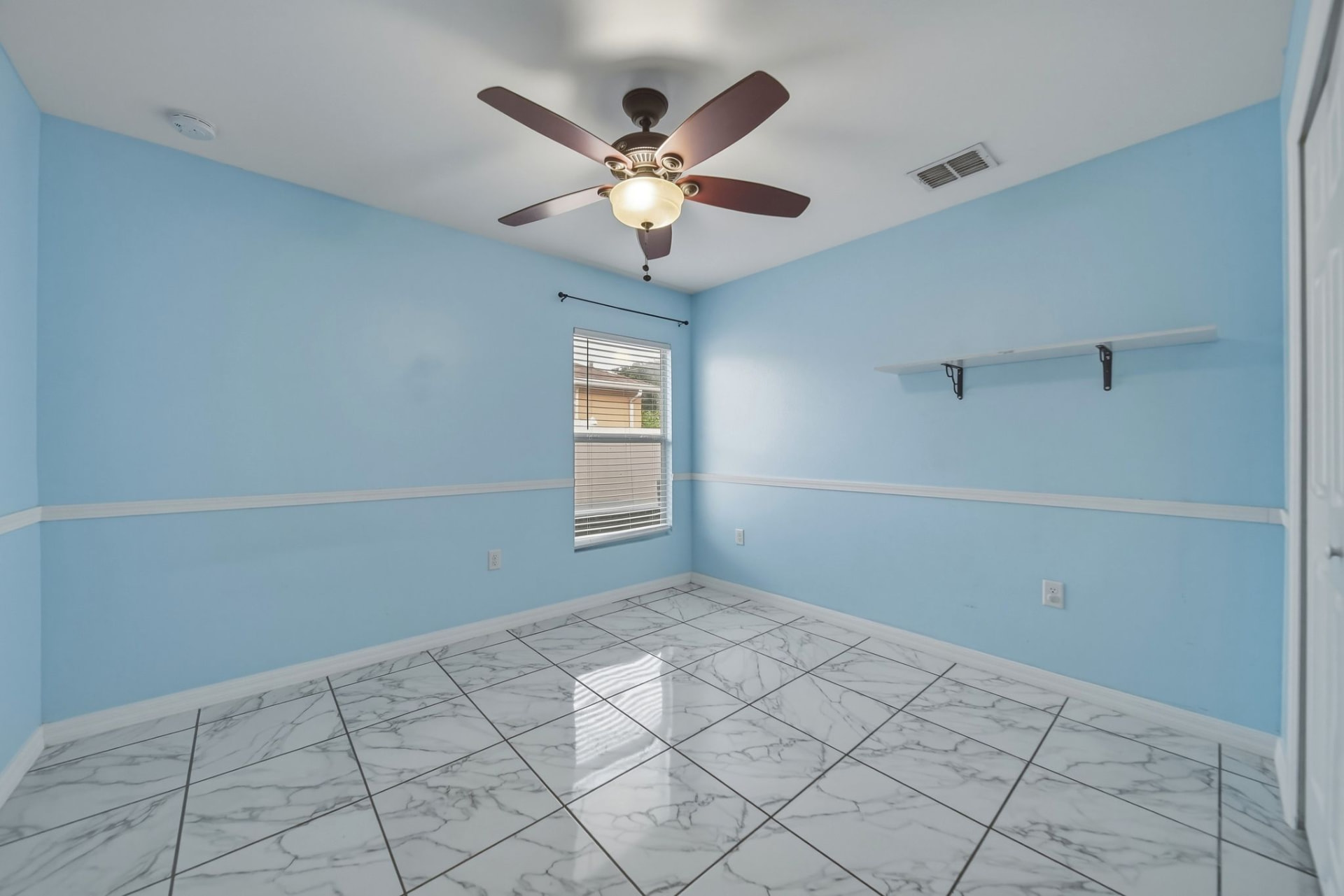 319 Marquee Dr — photo 25