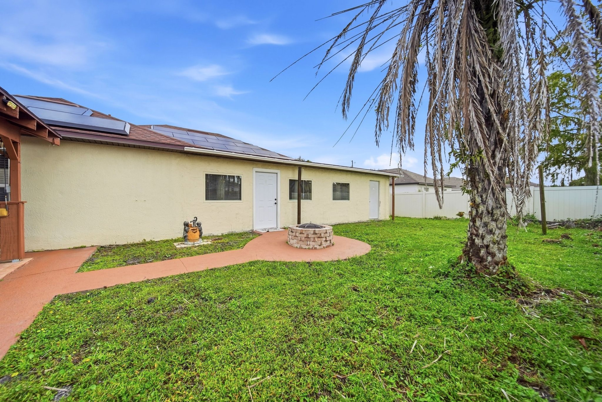 319 Marquee Dr — photo 36