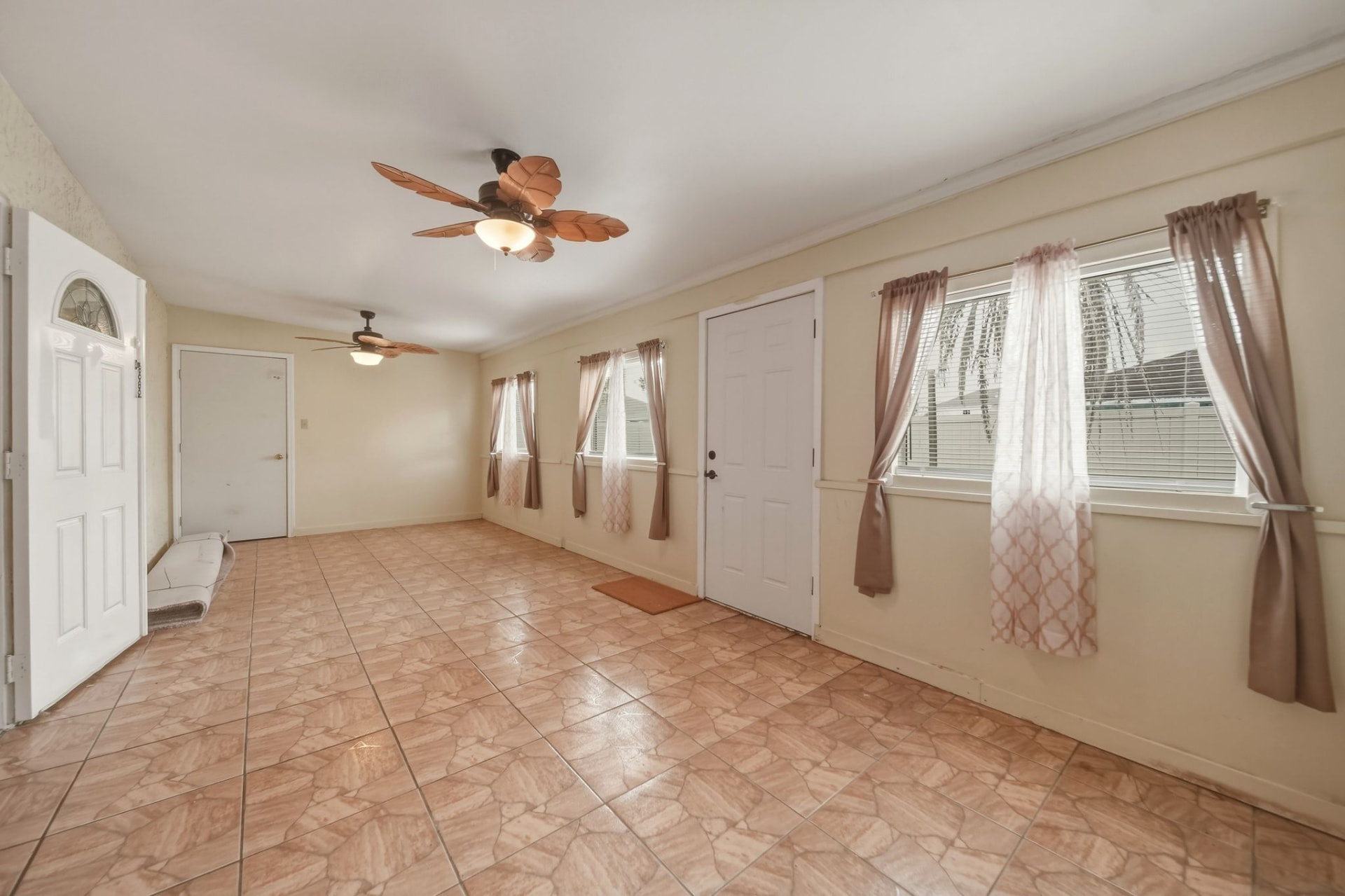 319 Marquee Dr — photo 35