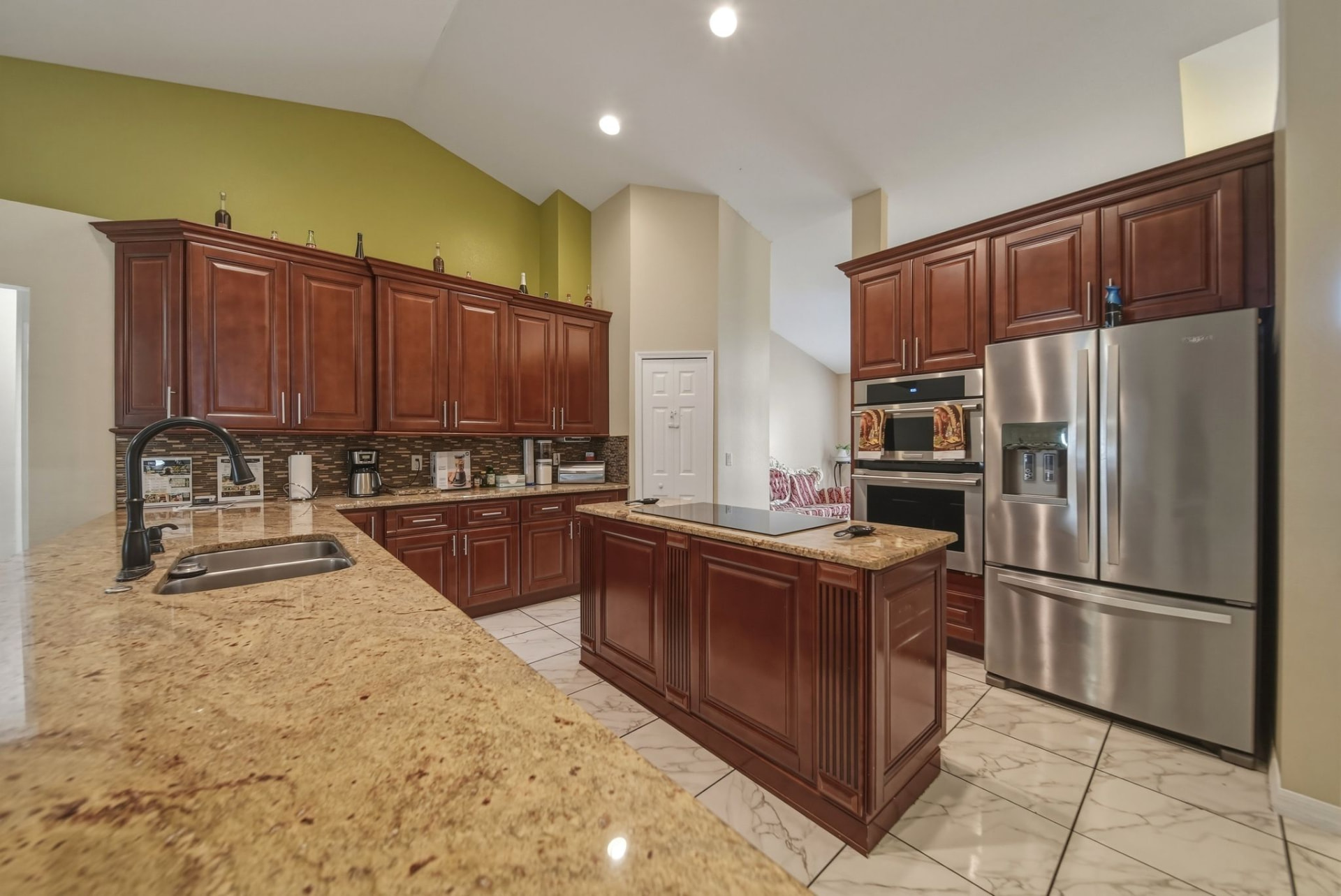 319 Marquee Dr — photo 8