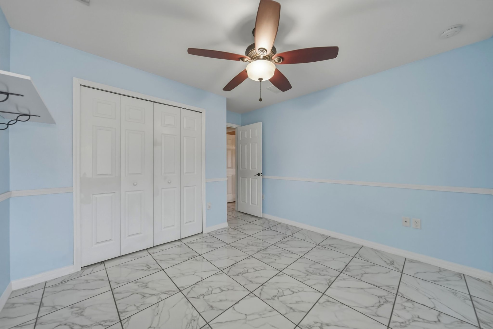 319 Marquee Dr — photo 26