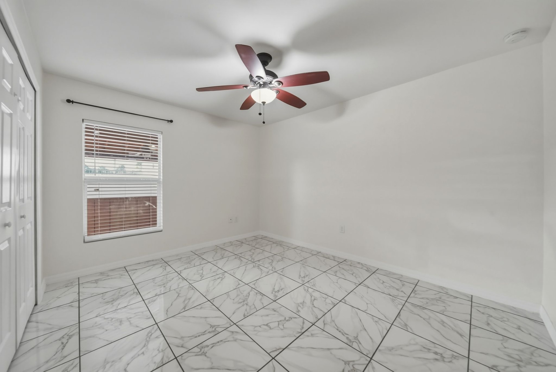 319 Marquee Dr — photo 29
