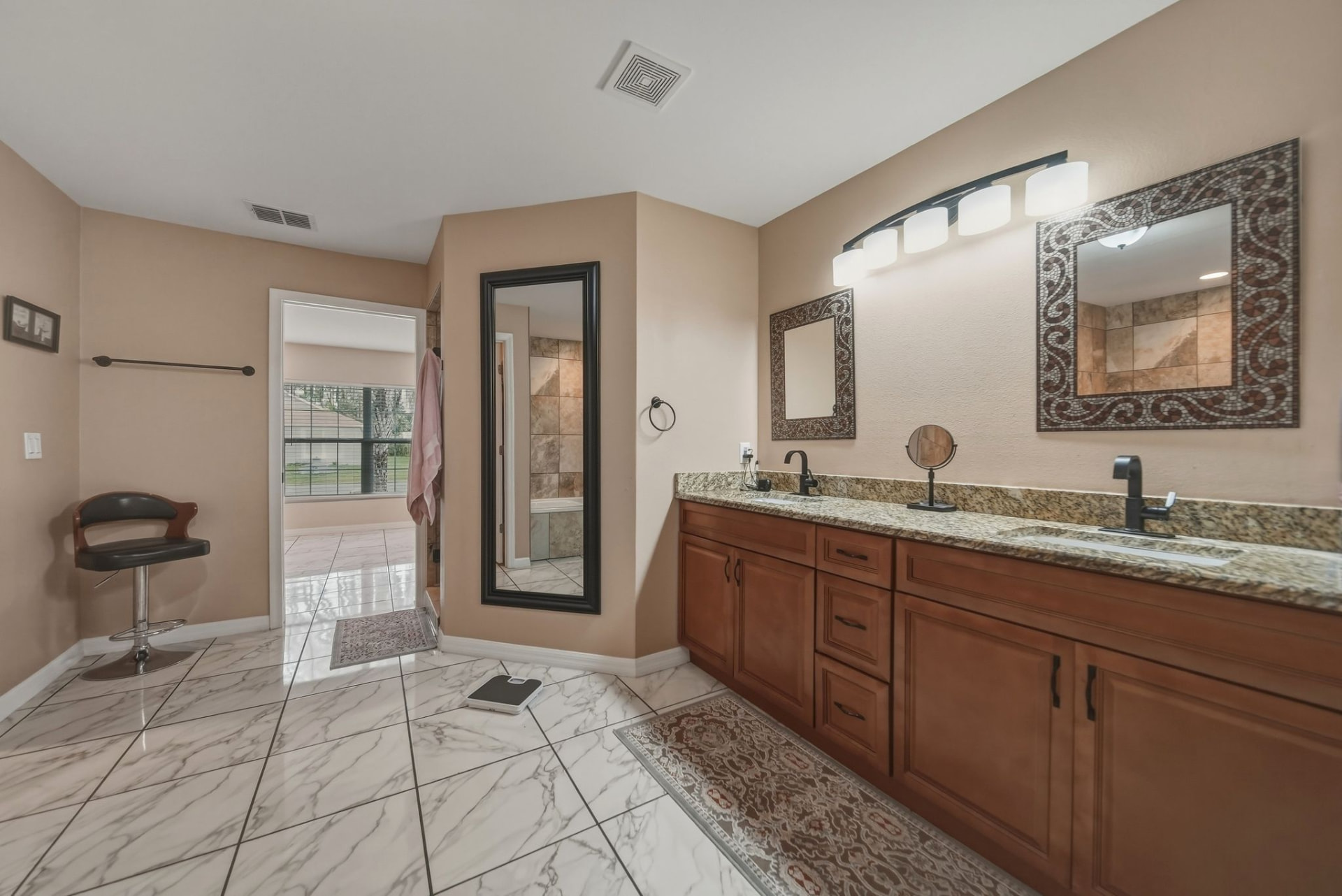 319 Marquee Dr — photo 16