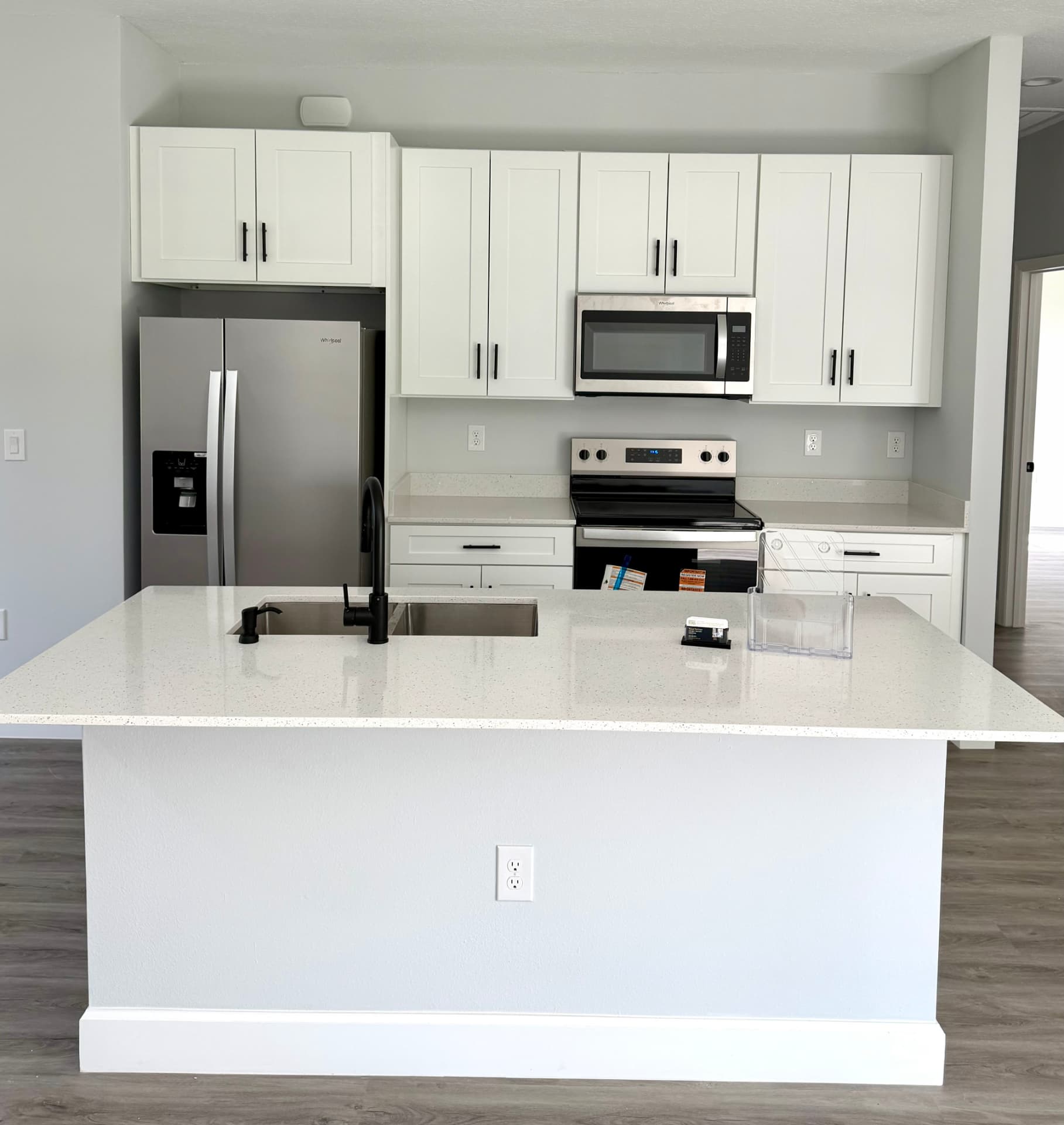 3297 Audette St — photo 5
